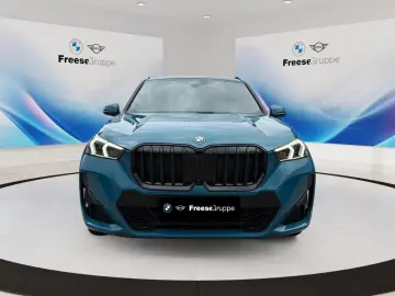 BMW X1 xDrive30e 360  HEAD-UP PANO RFK HIFI