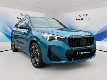 BMW X1 xDrive30e 360  HEAD-UP PANO RFK HIFI