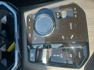 BMW X3 M50 xDrive Pano Standhzg. AHK 4xSHZ Harman