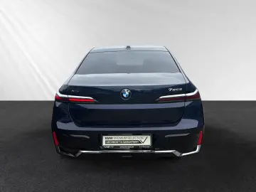 BMW 750e xDrive M Sport LR 1.319 - br.o.Anz.48 Mon.