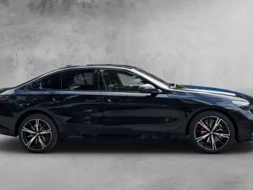 BMW 530 e xDrive Limo M Sport Pro LMR 20'' HUD AD Pa
