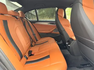BMW M5 Competition xDrive Laser 360  BMW Selection