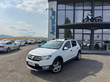 DACIA SANDERO    STEPWAY    0.9 TCe    NAVIGATIE