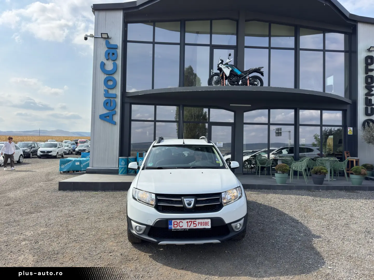 DACIA SANDERO    STEPWAY    0.9 TCe    NAVIGATIE