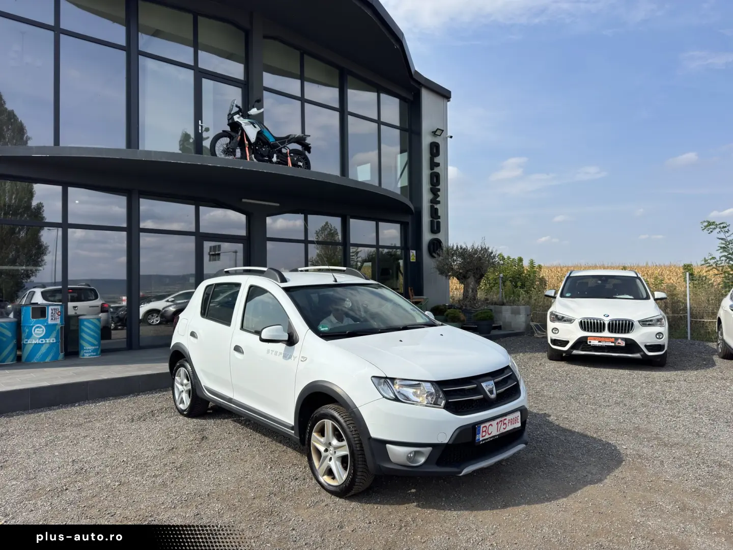 DACIA SANDERO    STEPWAY    0.9 TCe    NAVIGATIE