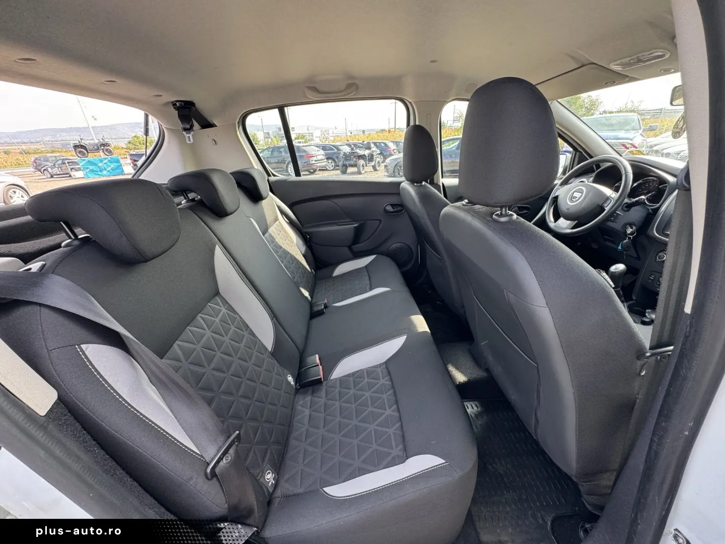DACIA SANDERO    STEPWAY    0.9 TCe    NAVIGATIE