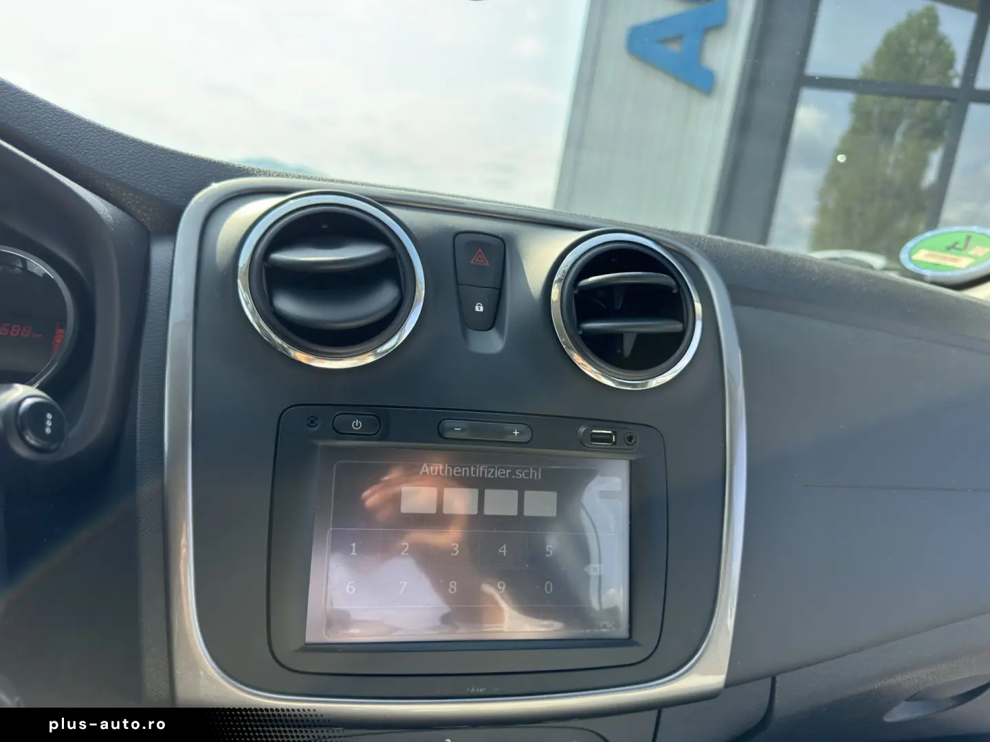DACIA SANDERO    STEPWAY    0.9 TCe    NAVIGATIE