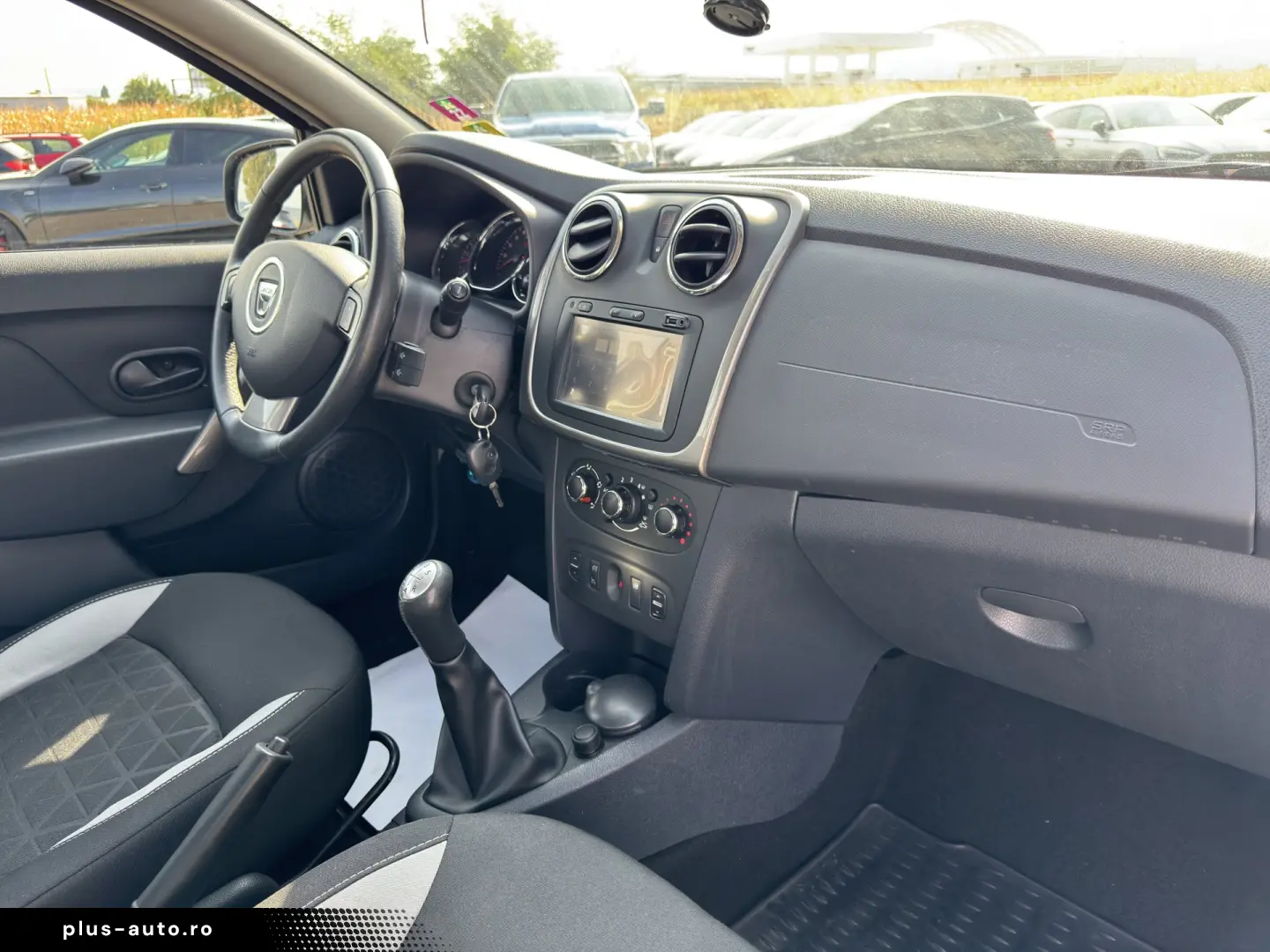 DACIA SANDERO    STEPWAY    0.9 TCe    NAVIGATIE