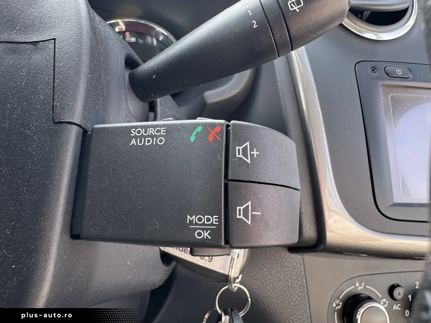 DACIA SANDERO    STEPWAY    0.9 TCe    NAVIGATIE