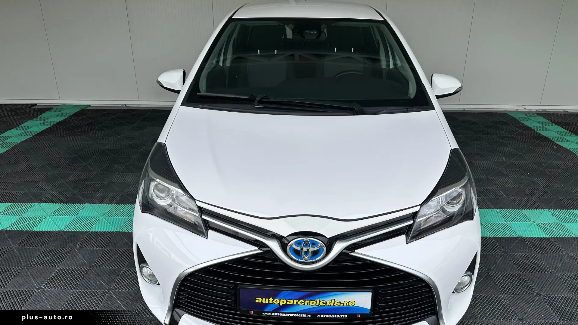 Toyota Yaris Hibrid 1.5 Benzina 74 CP An 2015