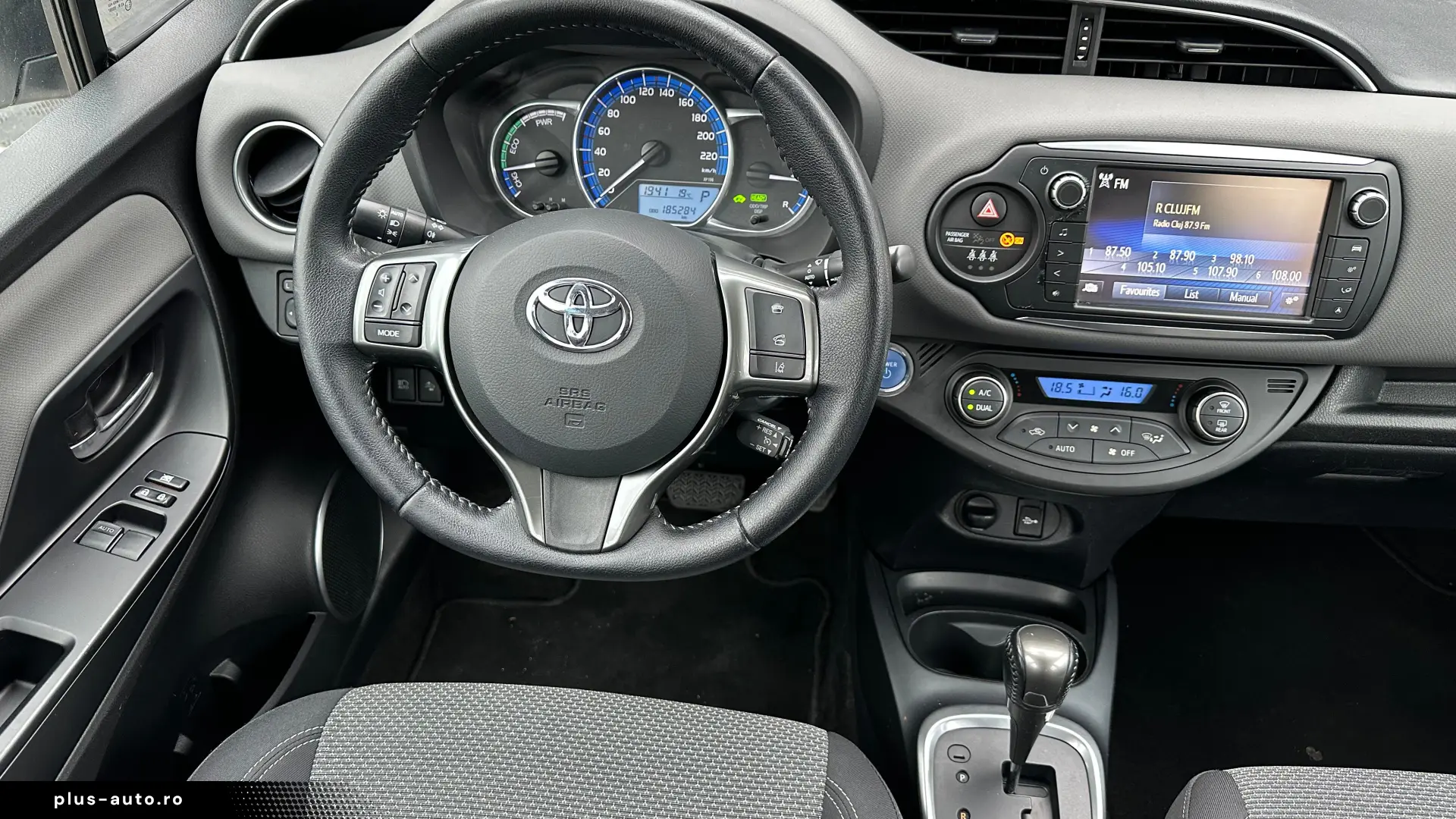 Toyota Yaris Hibrid 1.5 Benzina 74 CP An 2015