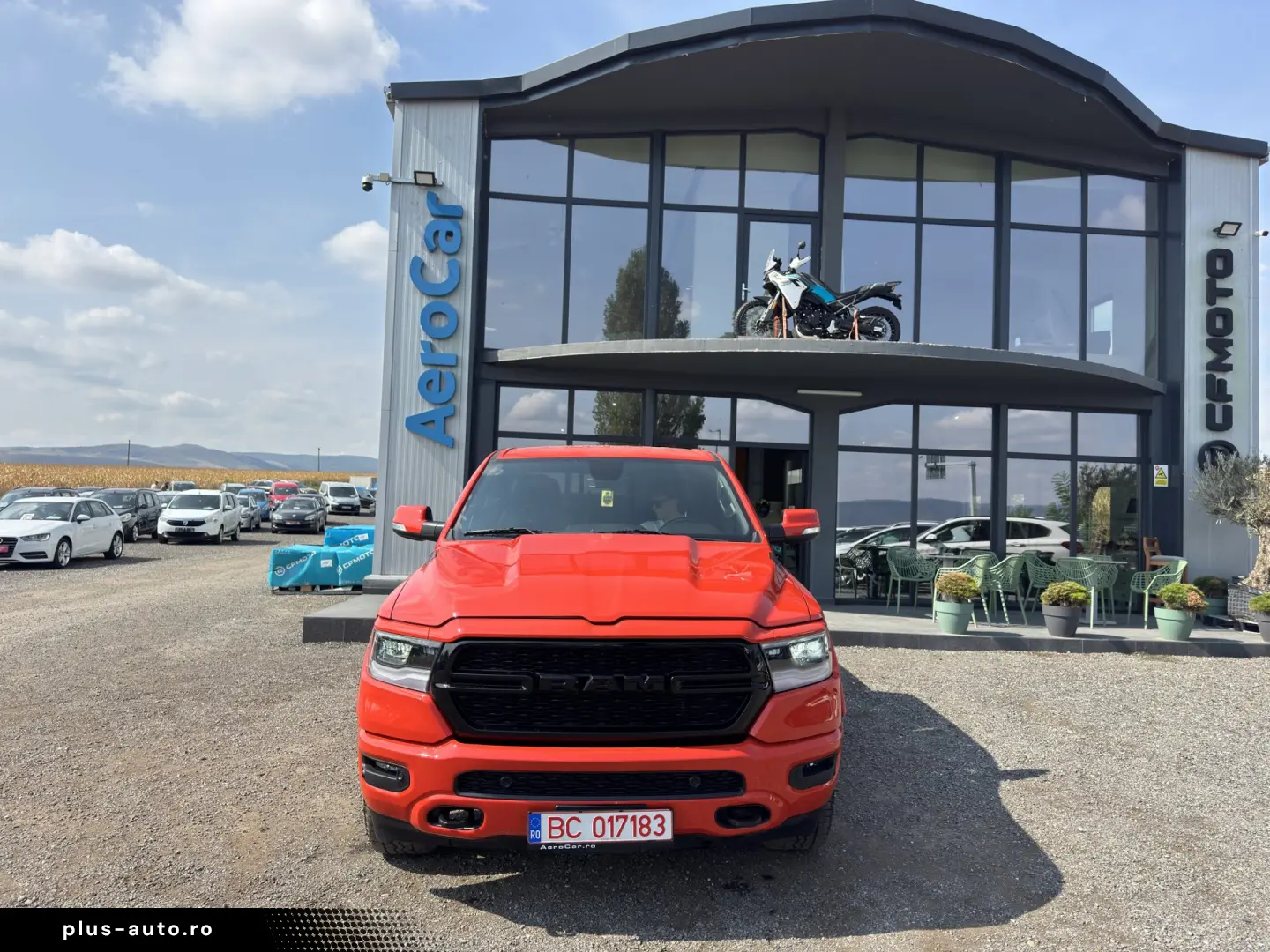 DODGE RAM 1500 BIGHORN    5.7 HEMI V8    BUILD TO SERVE