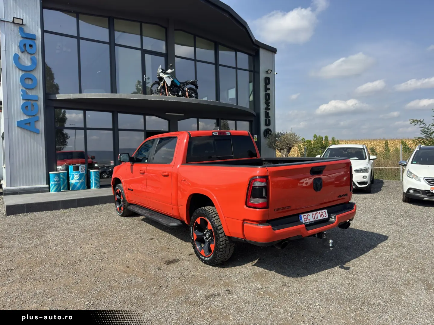 DODGE RAM 1500 BIGHORN    5.7 HEMI V8    BUILD TO SERVE