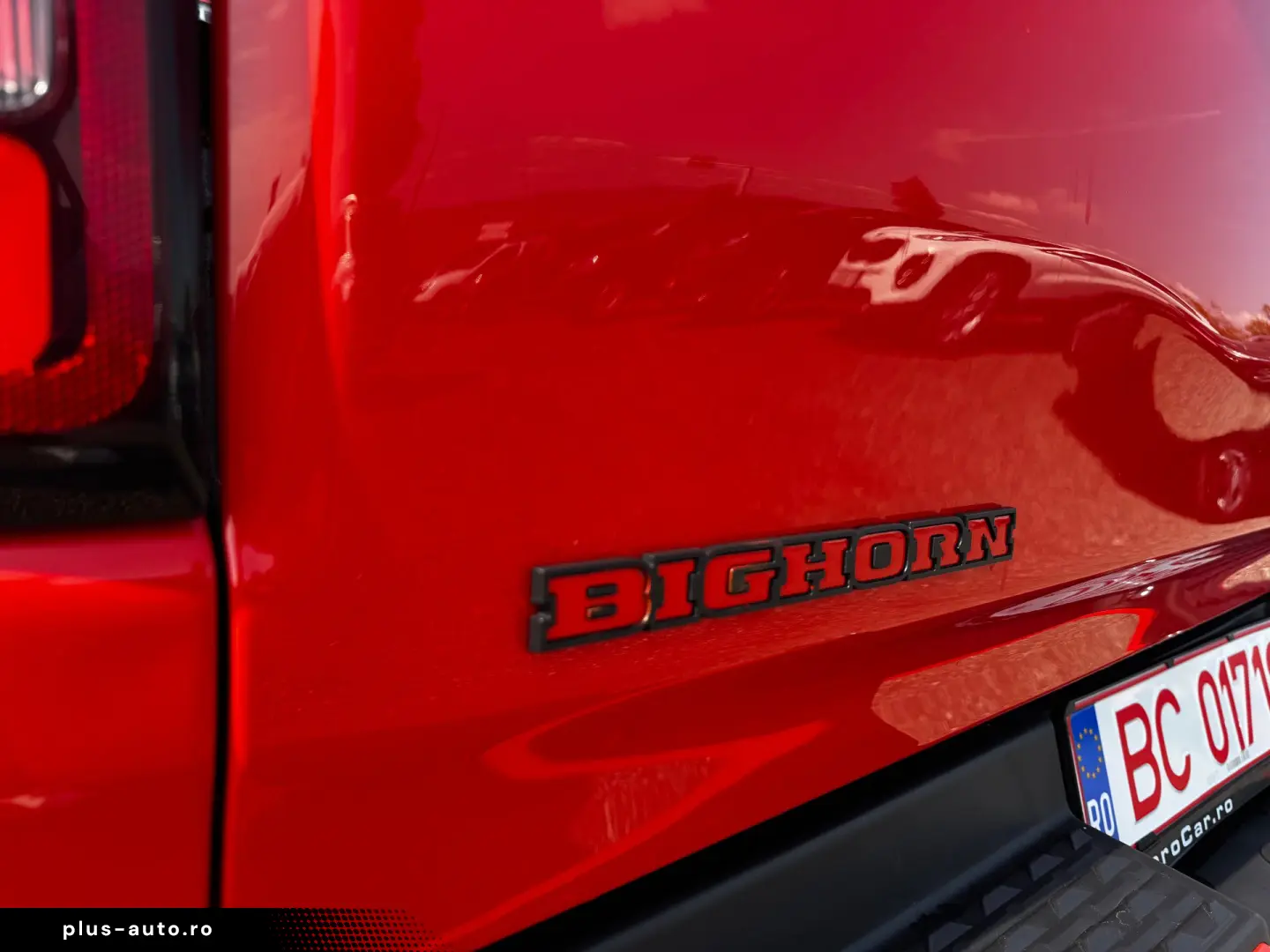 DODGE RAM 1500 BIGHORN    5.7 HEMI V8    BUILD TO SERVE