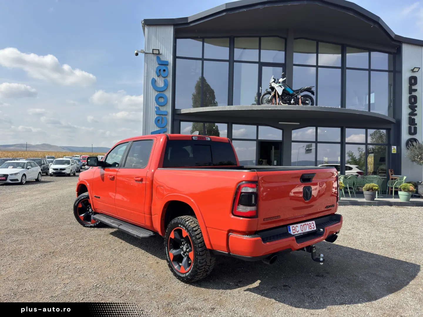 DODGE RAM 1500 BIGHORN    5.7 HEMI V8    BUILD TO SERVE