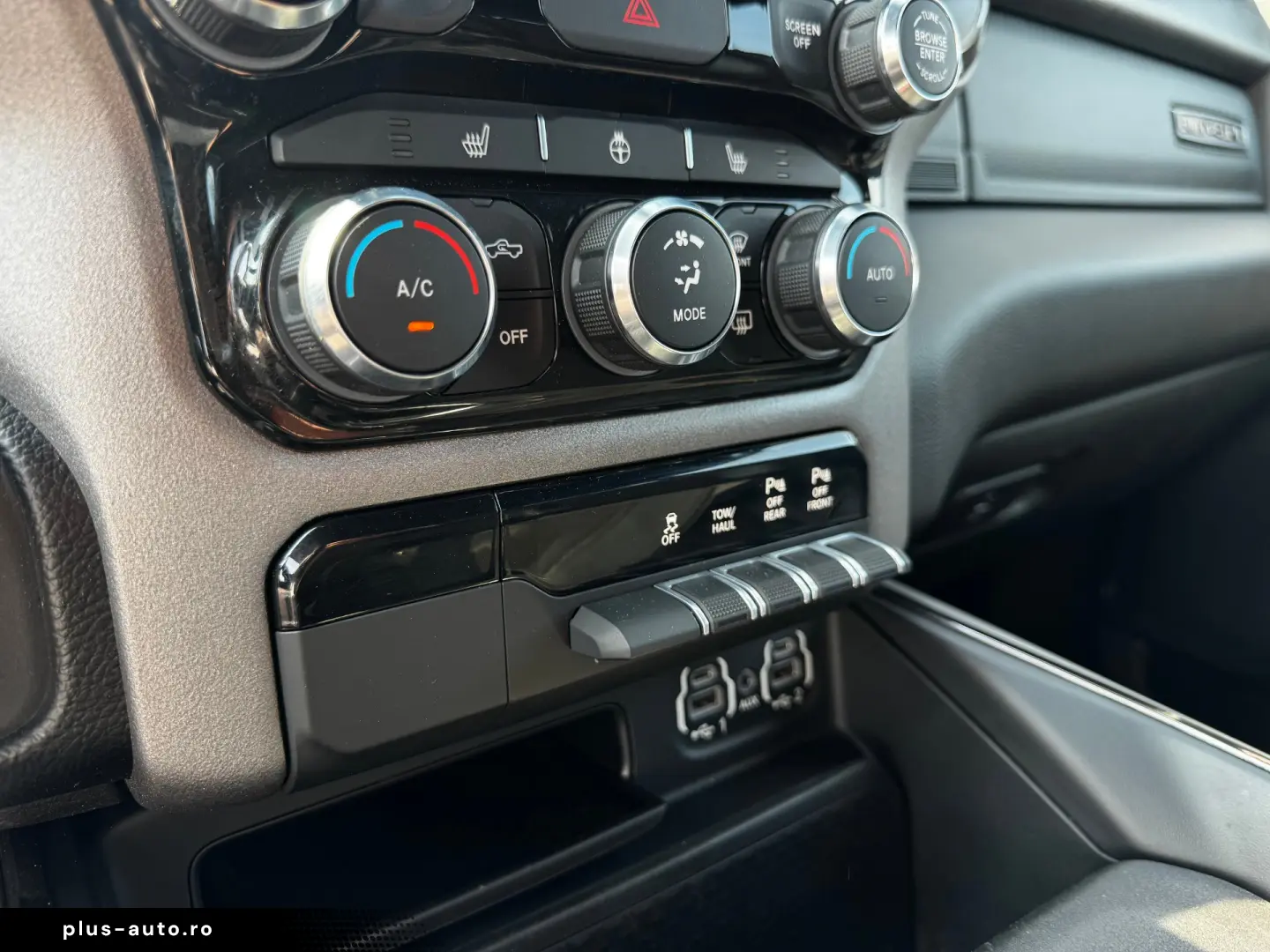 DODGE RAM 1500 BIGHORN    5.7 HEMI V8    BUILD TO SERVE