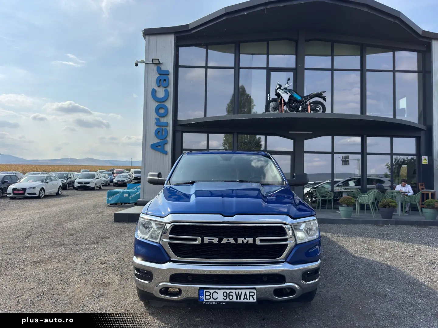 DODGE RAM 1500    5.7 HEMI V8   GPL    LED