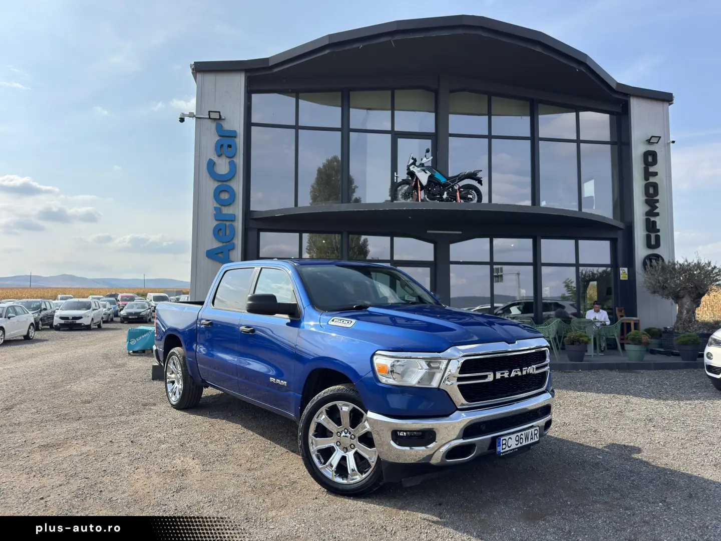 DODGE RAM 1500    5.7 HEMI V8   GPL    LED