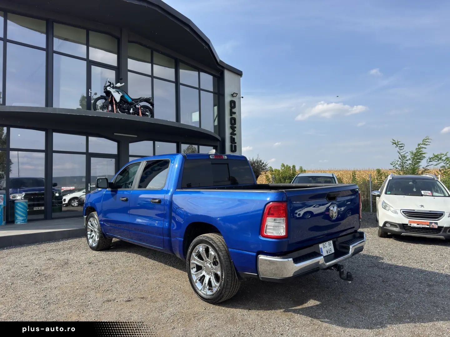 DODGE RAM 1500    5.7 HEMI V8   GPL    LED