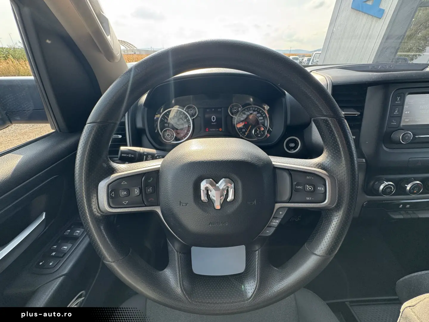 DODGE RAM 1500    5.7 HEMI V8   GPL    LED