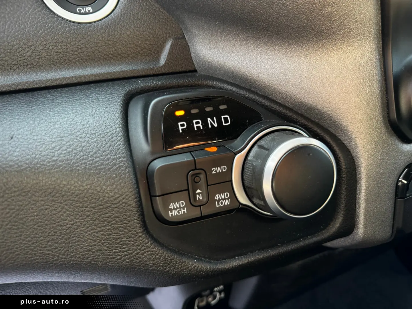 DODGE RAM 1500    5.7 HEMI V8   GPL    LED