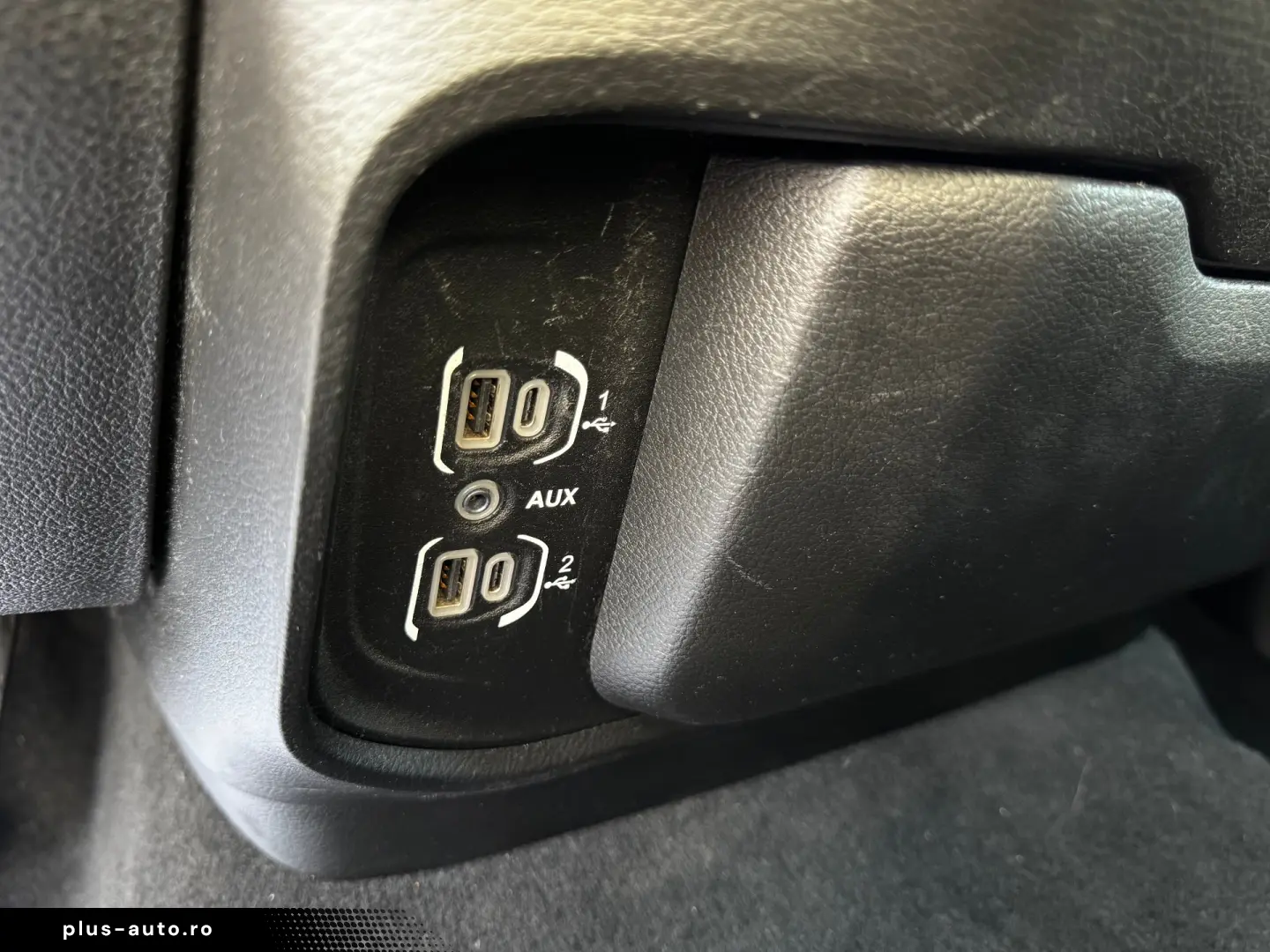 DODGE RAM 1500    5.7 HEMI V8   GPL    LED