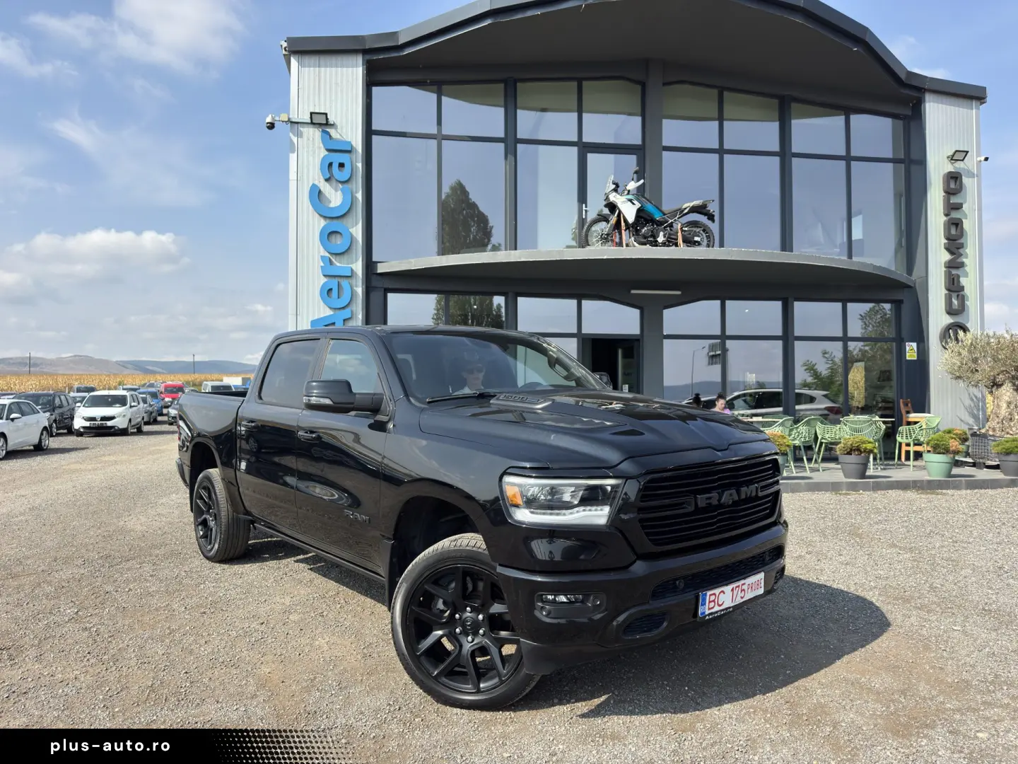 DODGE RAM 1500 SPORT    5.7 HEMI V8    PNEUMATIC