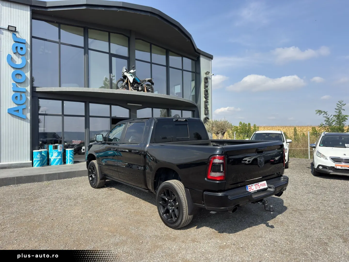 DODGE RAM 1500 SPORT    5.7 HEMI V8    PNEUMATIC