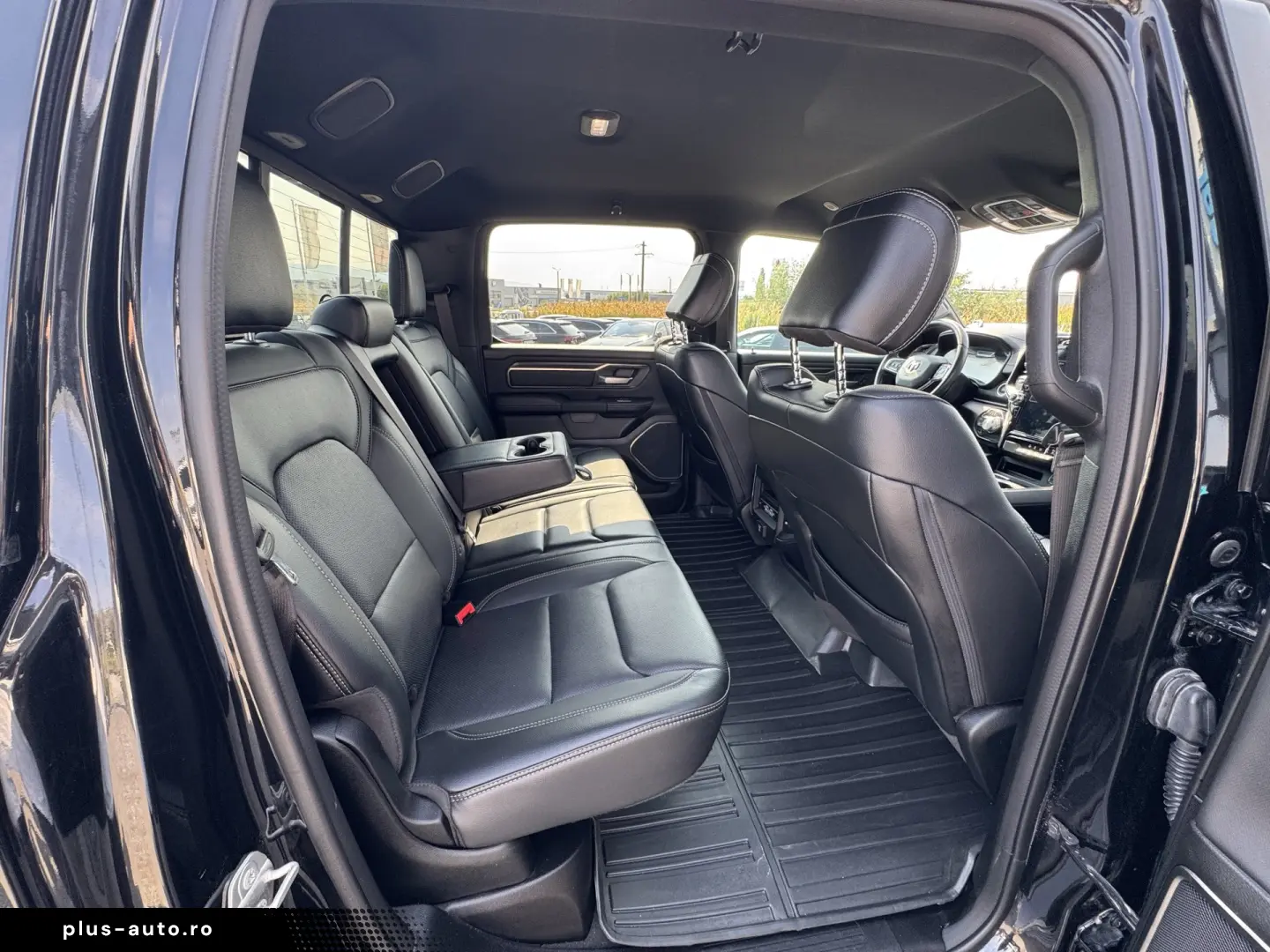 DODGE RAM 1500 SPORT    5.7 HEMI V8    PNEUMATIC