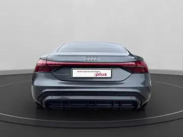 Audi e-tron GT quattro