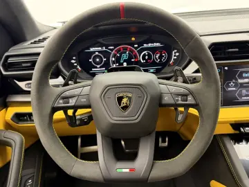Lamborghini Urus SE  Nachtsicht Pano PerformanteTrim B&O