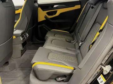 Lamborghini Urus SE  Nachtsicht Pano PerformanteTrim B&O