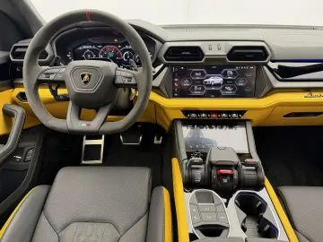 Lamborghini Urus SE  Nachtsicht Pano PerformanteTrim B&O