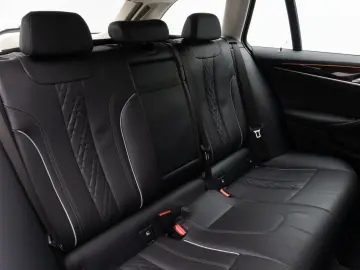BMW 540d xD Luxury Line Laser 360 HUD DAB HiFi AHK