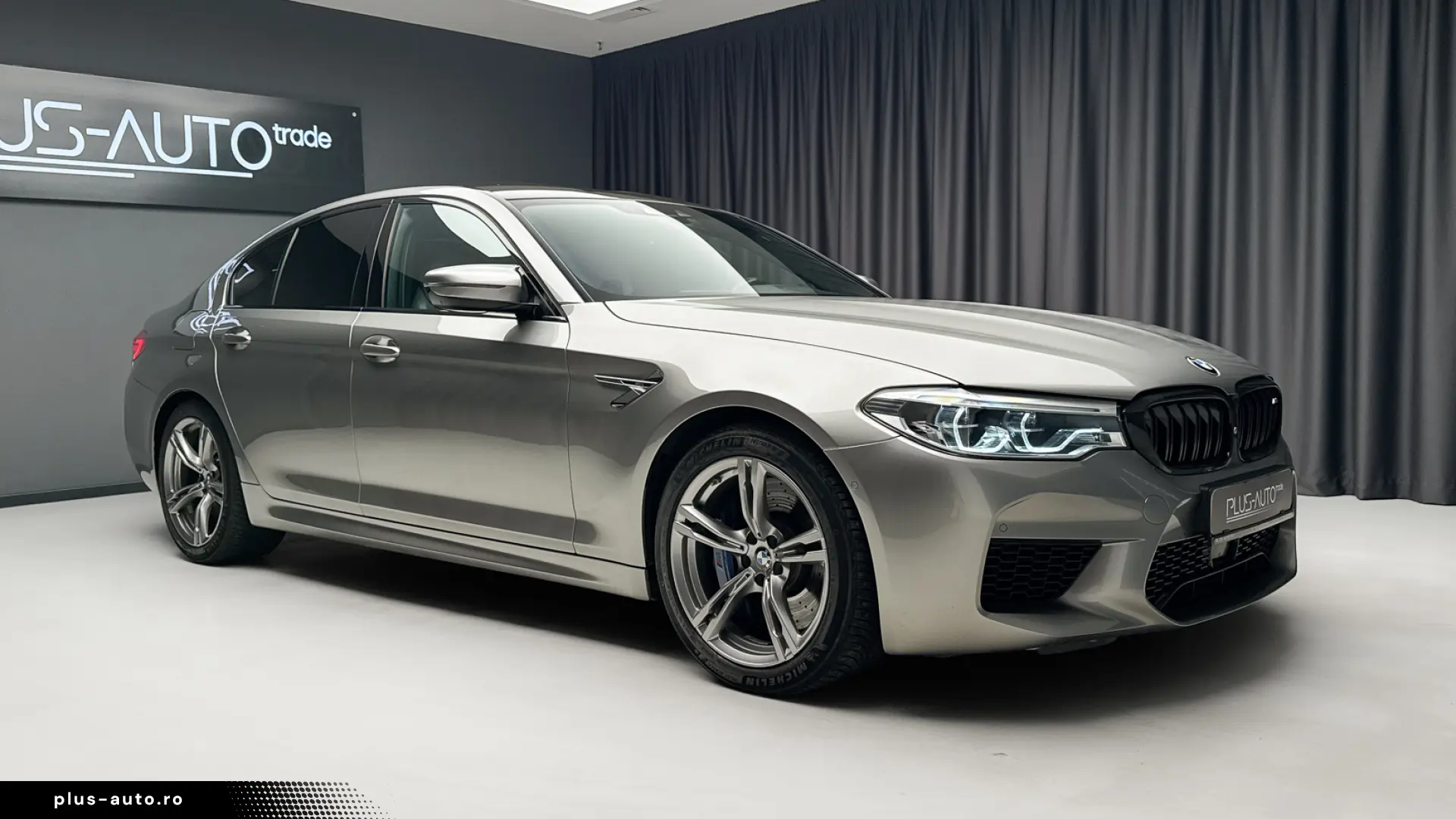 BMW M5 4 4 600 CP