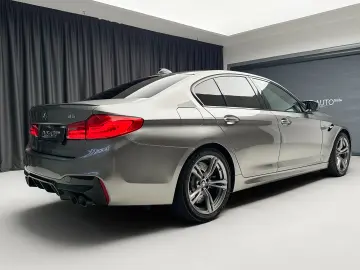 BMW M5 4 4 600 CP