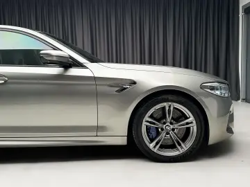 BMW M5 4 4 600 CP