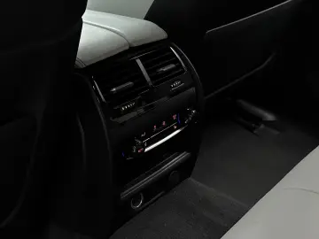 BMW M5 4 4 600 CP