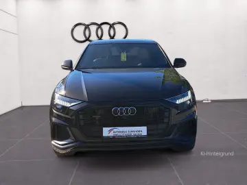 AUDI Q8 55 TFSI quattro tiptr. S line PANO AHK MATRIX