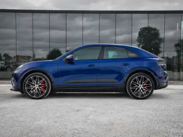 PORSCHE Macan Turbo matrix 22' RS Spyder Head-Up 18-way