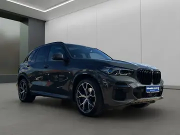 BMW X5 xDrive30d M-SPORT LASER NAVI HUD PANO 360