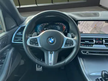 BMW X5 xDrive30d M-SPORT LASER NAVI HUD PANO 360