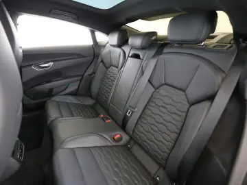 Audi e-tron GT quattro