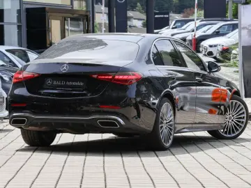 MERCEDES-BENZ C 300 d AMG-Sport Pano Burm DIGITAL 36…
