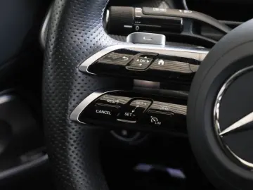 MERCEDES-BENZ C 300 d AMG-Sport Pano Burm DIGITAL 36…