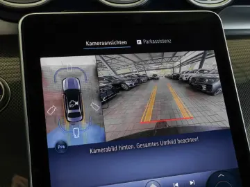 MERCEDES-BENZ C 300 d AMG-Sport Pano Burm DIGITAL 36…