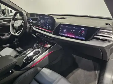 Audi A6 TDI Qu. S Line Matrix HuD 360'' B&O Beifah.19
