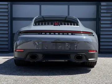 Porsche 992 (911) Carrera 4S   Surround View   BOSE