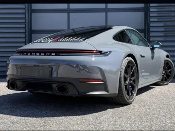 Porsche 992 (911) Carrera 4S   Surround View   BOSE