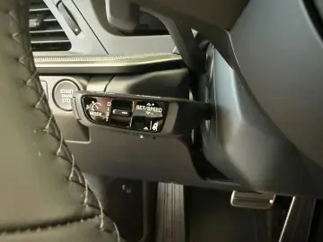 Porsche 992 (911) Carrera 4S   Surround View   BOSE